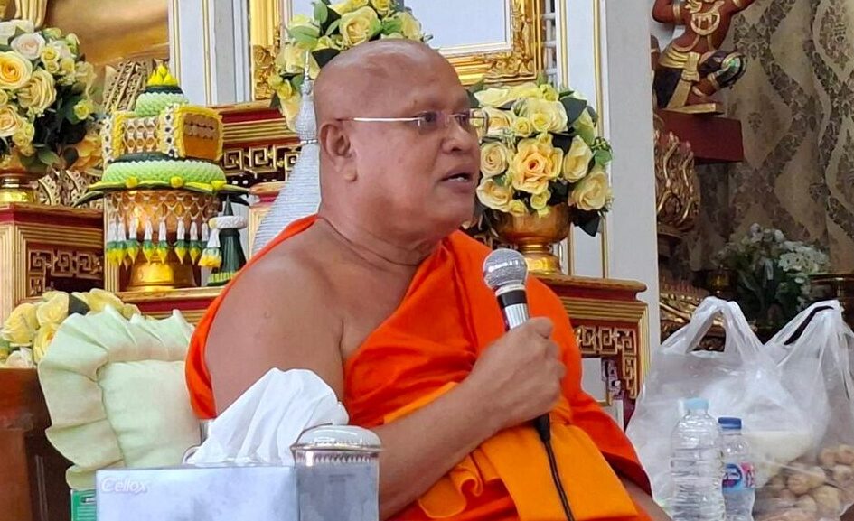 พระเทพวัชรสิทธิเมธี ยื่นหนังสือขอลาออกจาก เจ้าอาวาสวัดท่าหลวง-เจ้าคณะจังหวัด พิจิตร - ข่าวสด