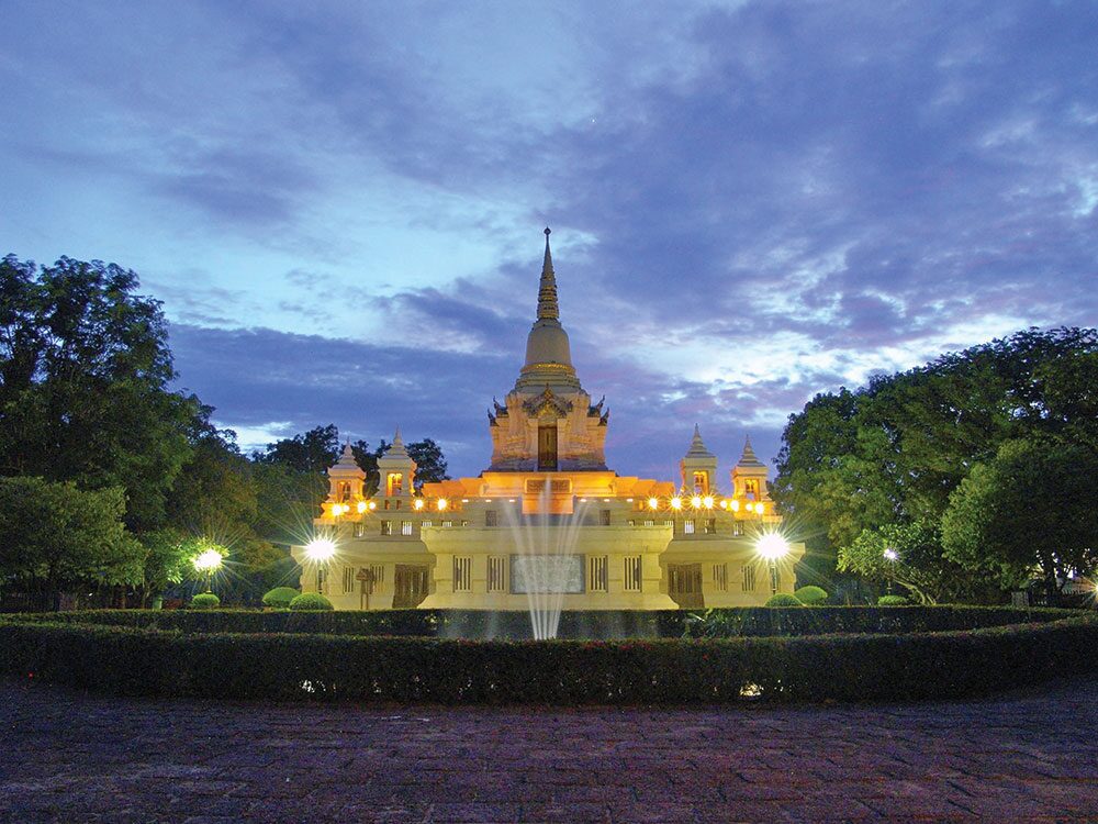 รายงานพิเศษ - เหรียญดอกจิกใหญ่ 2513 หลวงพ่อโอด วัดจันเสน