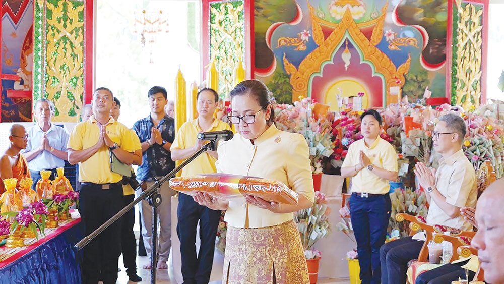รายงานพิเศษ - แห่เทียนพรรษา-ทอดผ้าป่า จัดขบวนซาเล้งกว่า 200 คัน