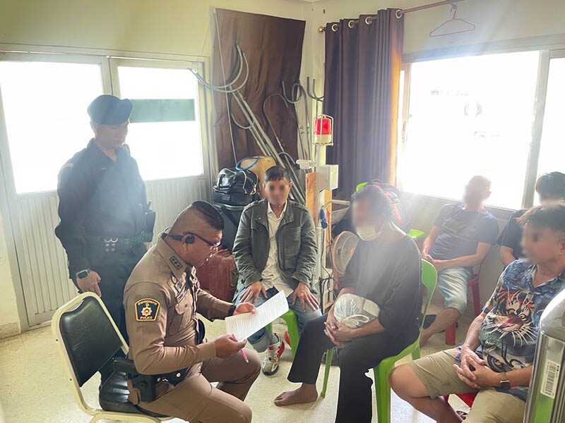 Five Thai men caught trying to cross border from Poipet | News by Thaiger