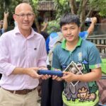 สวนสัตว์เปิดเขาเขียว ต้อนรับเอกอัครราชทูตอังกฤษ มอบเค้กอวยพรวันเกิด “หมูเด้ง”
