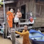 พระไม่ทิ้งโยม จัดโรงครัวเคลื่อนที่ "เจ้าคุณน้อย" ช่วยผู้ประสบภัยน้ำท่วม น่าน-สุโขทัย