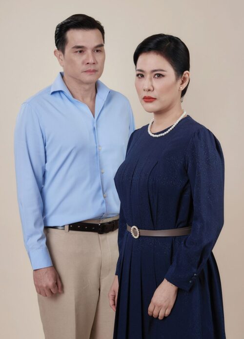 เบื้องหลังมายา