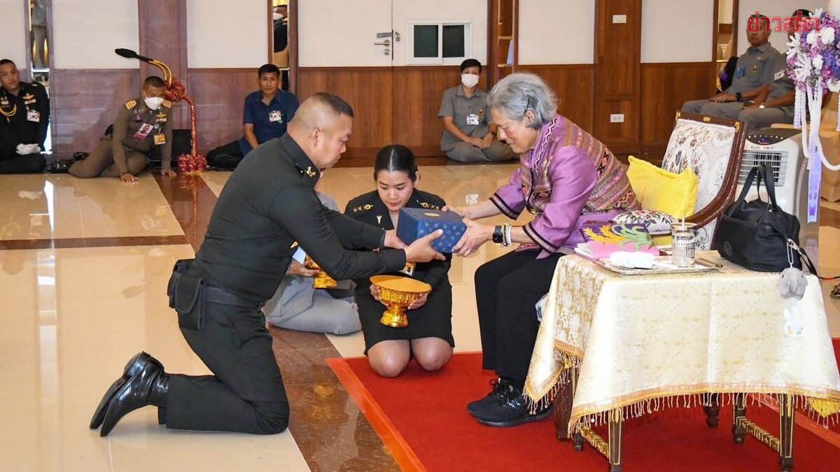กรมสมเด็จพระเทพฯ ทรงห่วงใย พระราชทานพระ มทภ.2 ทรงรับสั่งแจกทหารให้ครบทุกคน