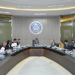 รองนายกฯประเสริฐ เยือน SWOC ตรวจแถวหน่วยงานจัดการน้ำ รับมือฝนตกหนัก