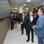 รองนายกฯประเสริฐ เยือน SWOC ตรวจแถวหน่วยงานจัดการน้ำ รับมือฝนตกหนัก