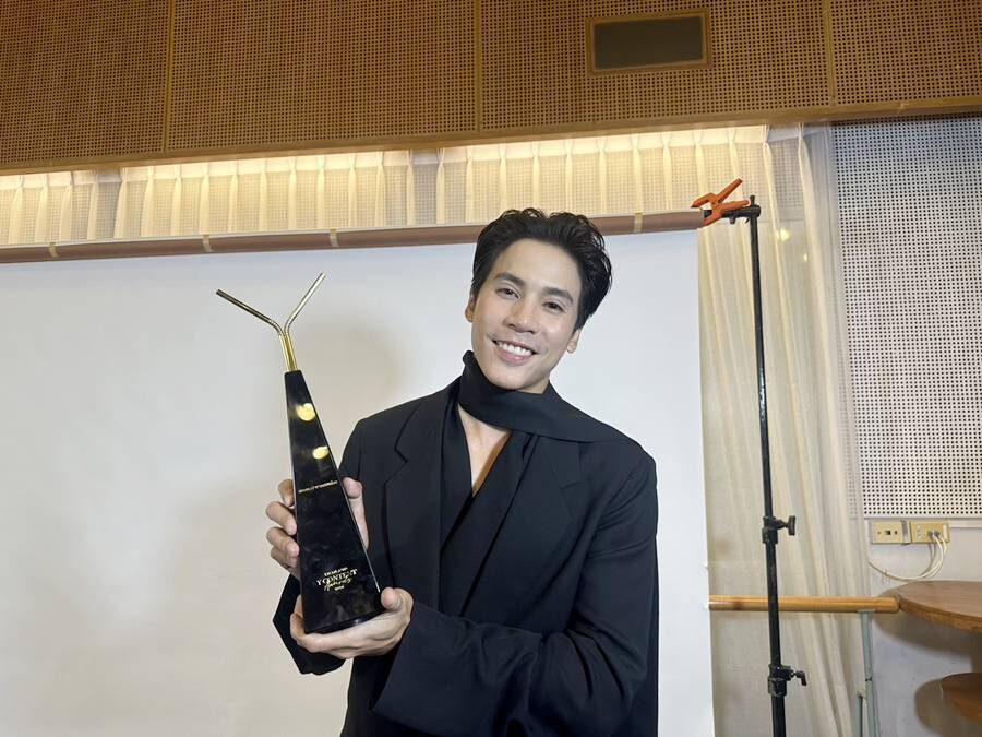 เจษ เจษฎ์พิพัฒ ดีใจ! คว้ารางวัลนักแสดงนำชายยอดเยี่ยม เผยสปีชทัชใจ