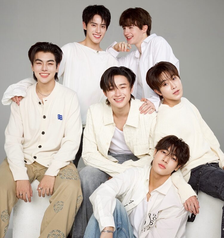 MCHOICE ส่ง 6 หนุ่ม มาทำภารกิจพิชิตเดบิวต์เป็นศิลปิน T POP ในรายการ MCHOICE ROAD TO DEBUT