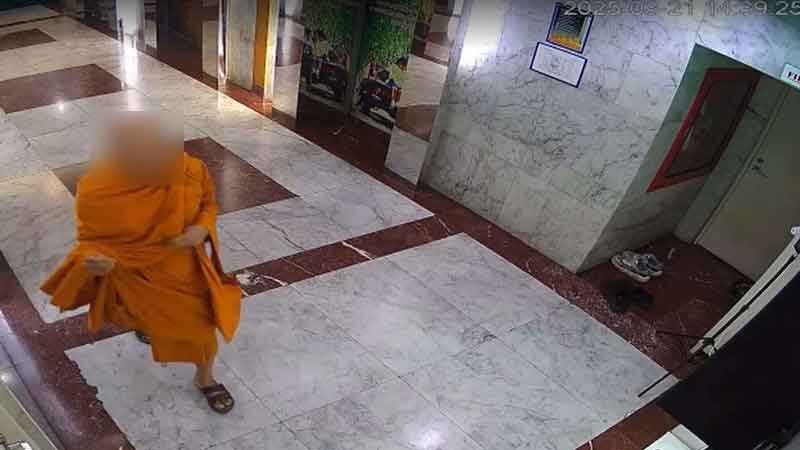 Monk accused of theft caught on CCTV | News by Thaiger