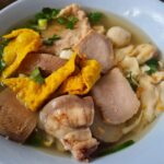 จานเด็ด โคราช ก๋วยเตี๋ยวหมูซอยชื่น เส้นเหนียวเกี๊ยวนุ่มหมูเด้ง 45ปีการันตีความอร่อย