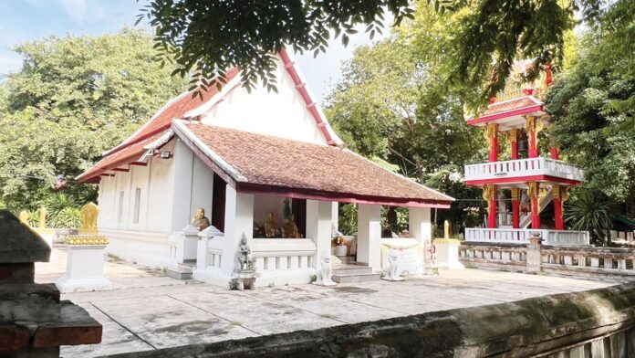เที่ยววัด-วันหยุด
