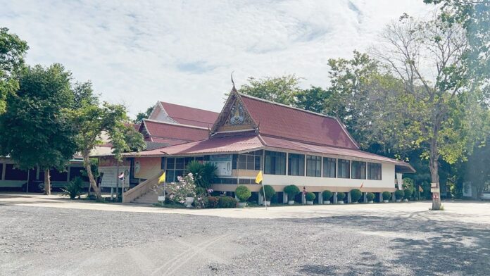เที่ยววัด-วันหยุด