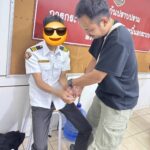 ตร.จับกุม รปภ. ห้างดัง ริเป็นโจร แอบฉกเงิน นักศึกษา ลืมไว้ ช่องเก็บของรถจยย.