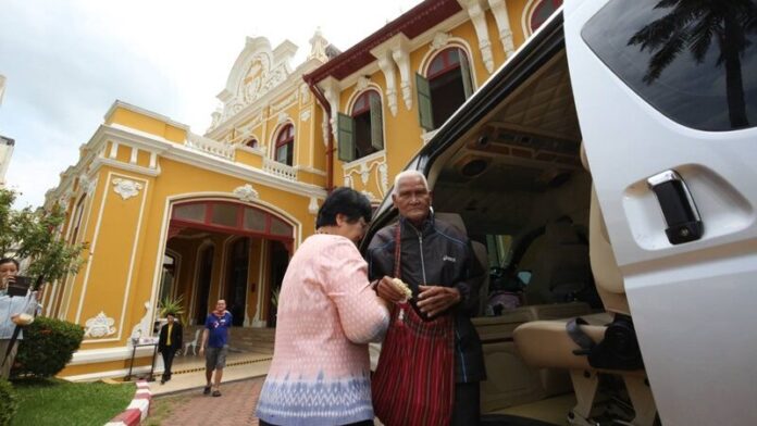 Escalating Thailand-Cambodia conflict prompts mass evacuation | News by Thaiger