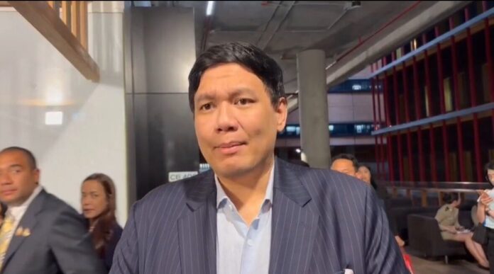 ไผ่ ลิกค์ สส.กำแพงเพชร พรรคกล้าธรรม