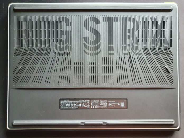 หลากหลาย - เอซุส ROG Strix G18 (2025) เกมมิ่งโน้ตบุ๊กหล่อแรงขั้นสุด