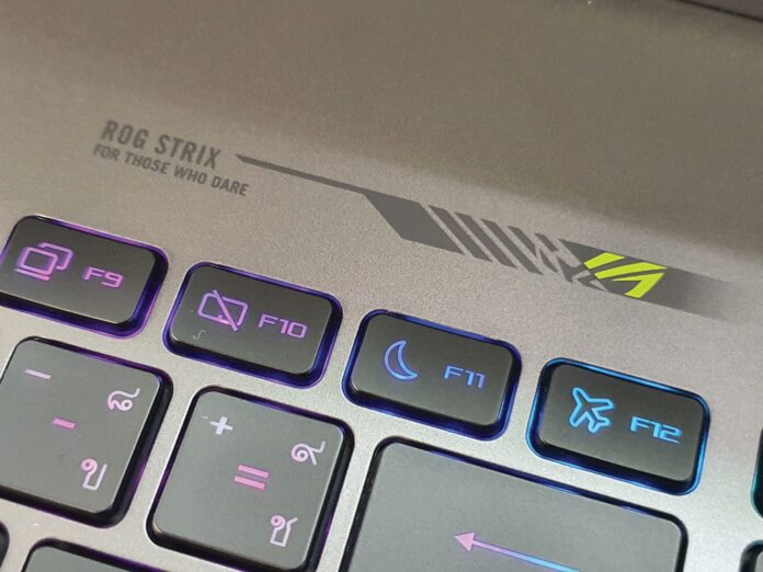 หลากหลาย - เอซุส ROG Strix G18 (2025) เกมมิ่งโน้ตบุ๊กหล่อแรงขั้นสุด