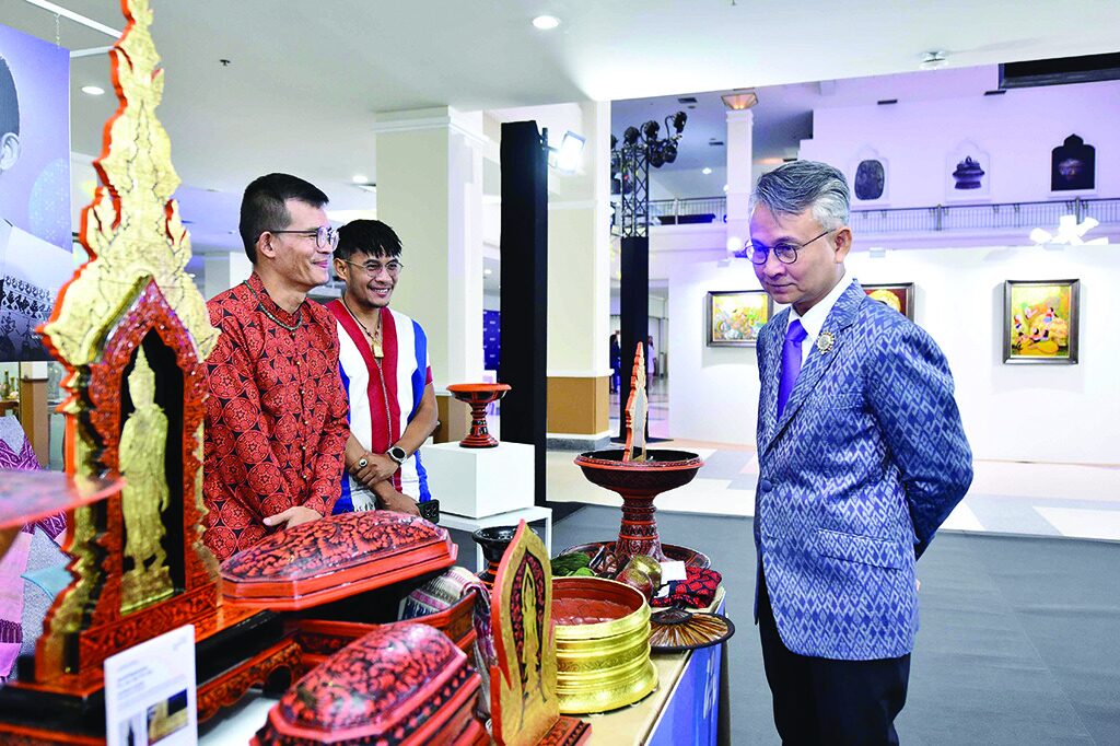 ศิลปวัฒนธรรม - เชิดชูครูศิลป์ ครูช่าง ทายาท สืบสานศิลปหัตถศิลป์ไทย