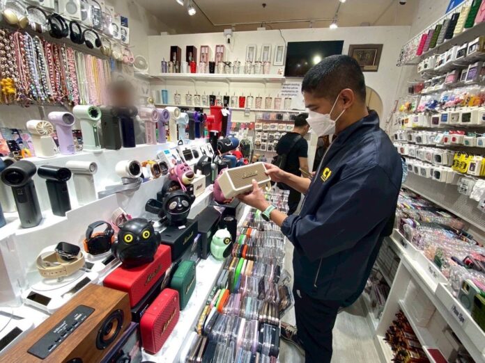 Bangkok police seize fake Marshall speakers worth 600,000 baht | News by Thaiger