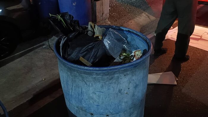 Pathum Thani garbage collector finds baby in rubbish bag | News by Thaiger
