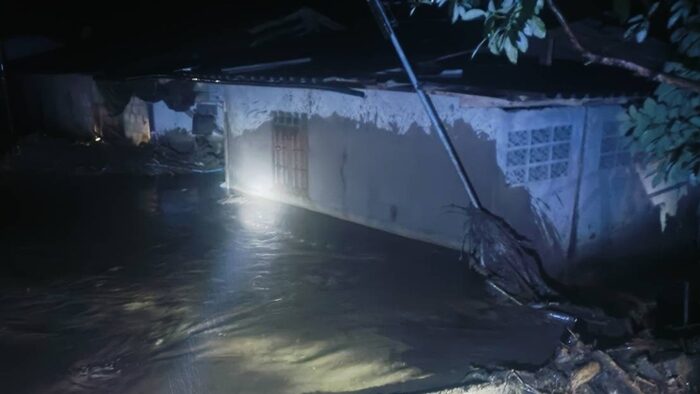 Landslide in Chiang Mai's Pang Ung kills 1, destroys 5 homes | News by Thaiger