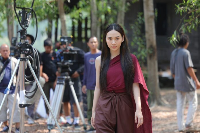 อาทิตย์ใส 