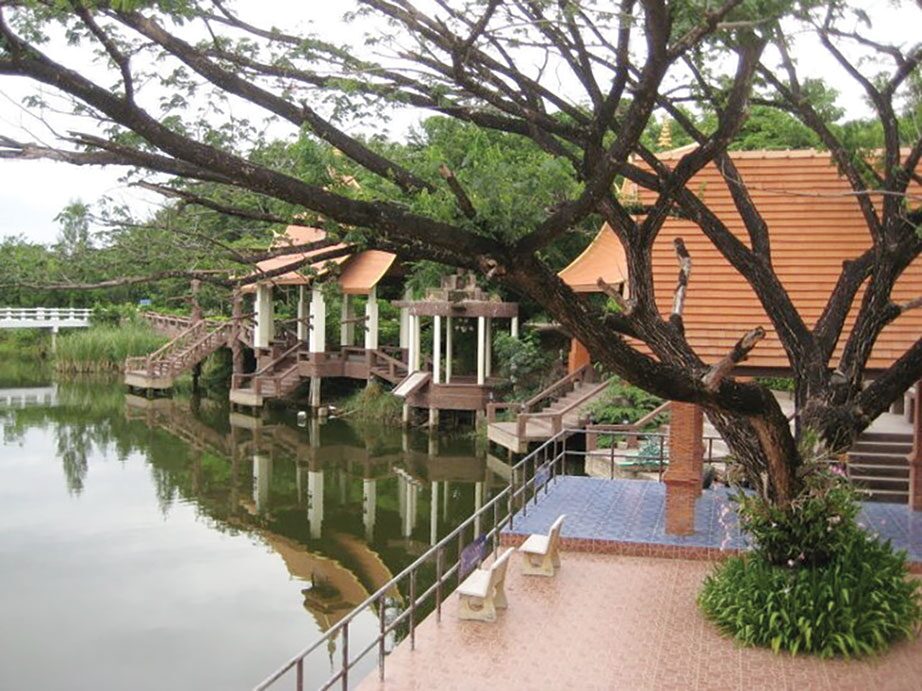 เที่ยววัดวันหยุด - วัดห้วยมงคล