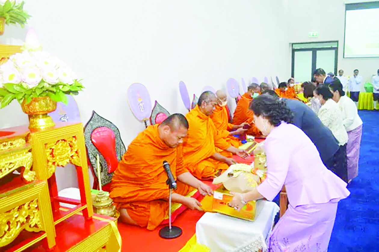 ข่าวสดพระเครื่อง - ฉลองครบรอบ1ปีสถาปนา  โรงพยาบาลรัตนประชารักษ์