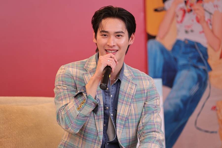 มองตารู้ใจ เก้า - พีพี เปิดตัว โฟโตบุ๊กครั้งแรก