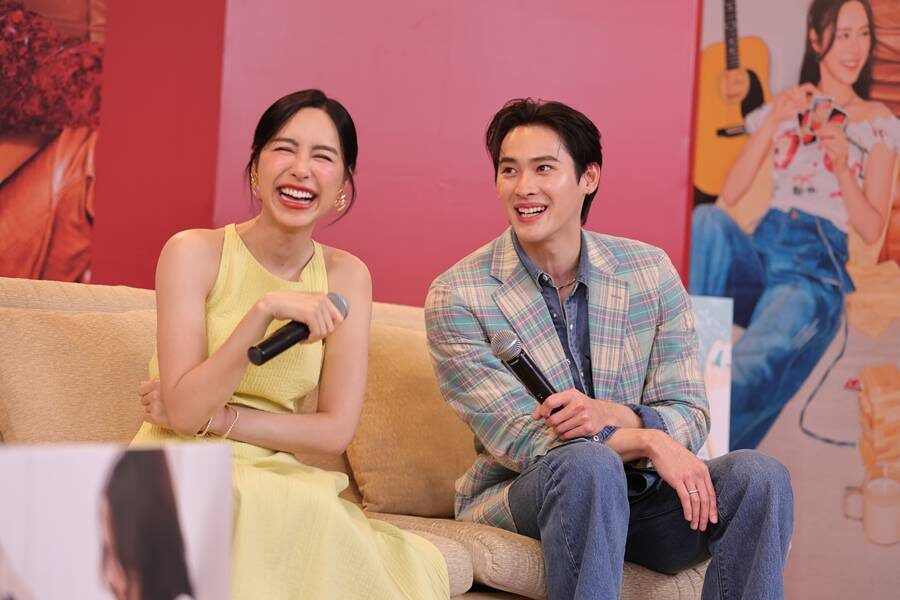 มองตารู้ใจ เก้า - พีพี เปิดตัว โฟโตบุ๊กครั้งแรก