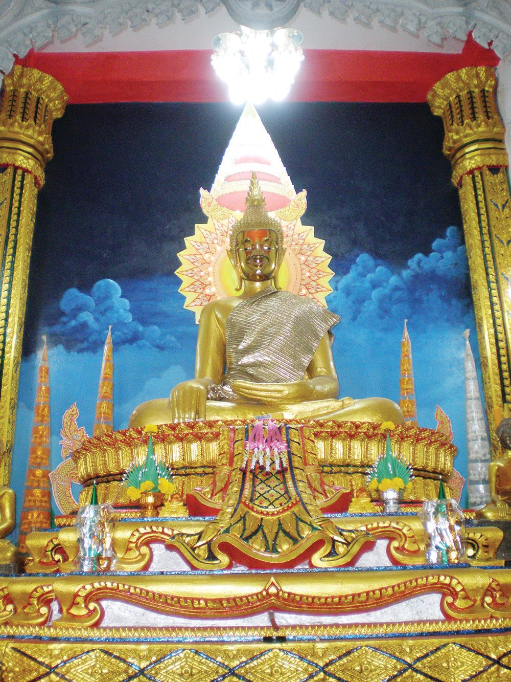 รายงานพิเศษ - เหรียญรุ่นแรก พ.ศ.2521 หลวงพ่อพระอินทร์แปลง
