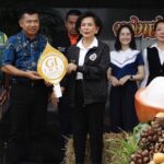 จัดกิจกรรม ส่งเสริมการท่องเที่ยวคลองร้อยสาย เปิด โครงการ "ของหรอย คลองร้อยสาย"