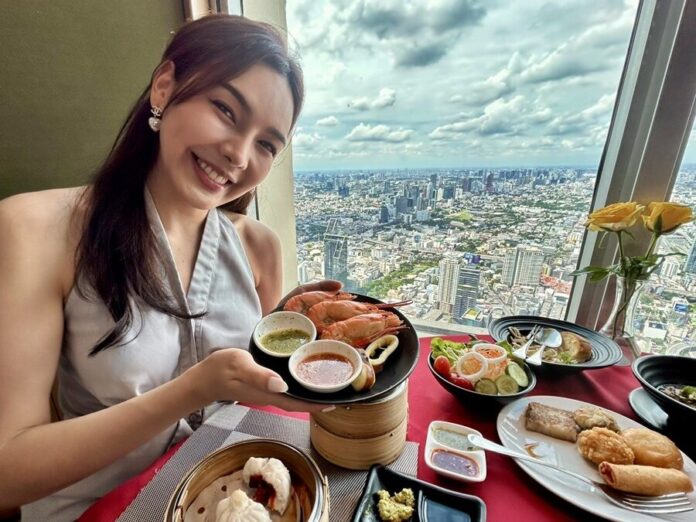 ใบหยกบุฟเฟต์ จัดหนักอีก เป็ดปักกิ่ง-หมูหัน-ซีฟู้ด แบงก์เทามีทอน