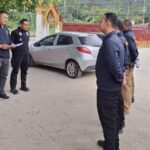 ตม.สุราษฎร์ บุกจับต่างชาติ 2 ราย กลางเกาะสมุย พร้อมยาเสพติด-สื้อเกราะกันกระสุน