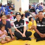 รพ.ตร. นำทีมจิตแพทย์–นักจิตวิทยา ลงพื้นที่ศูนย์พักพิงสุรินทร์ ดูแลสุขภาพจิตประชาชน