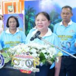 รองผู้ว่าฯ แม่กลอง เปิดงาน ตลาดนัดชุมชน OTOP สมุทรสงคราม โชว์สินค้าท้องถิ่นหลากหลาย