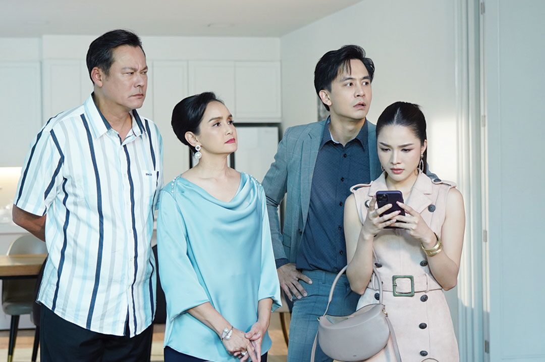 สกู๊ปบันเทิง - ‘ผีตาโขน’สุดเร้นลับ! ‘ไกด์-หนูดี-มิเชล’ร่วมพิสูจน์