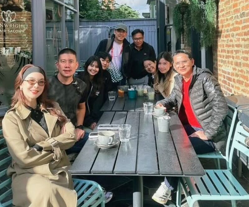 “โบว์ เบญจวรรณ” โผล่ภาพร่วมเฟรม “แบงค์ พชร” ถูกจับตาหรือจะเปิดตัวรักใหม่?