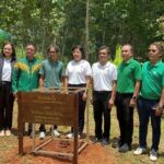 กระทรวงพาณิชย์ ลั่นกลองเบิกฤกษ์แก่เกษตรกรที่ได้รับวงเงินสินเชื่อจากการนำไม้ยืนต้น