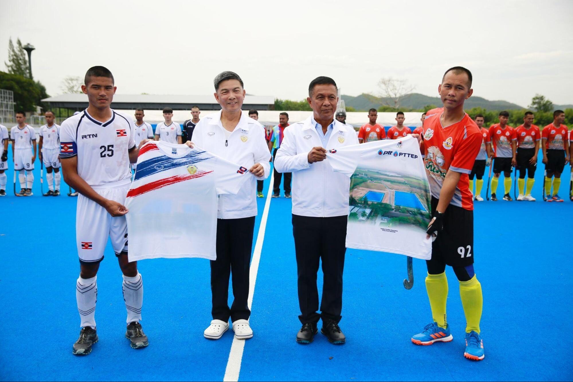 การแข่งขัน พีทีที ฮอกกี้ชิงชนะเลิศแห่งประเทศไทย ครั้งที่ 16 รอบชิงชนะเลิศ รุ่นประชาชนทั่วไป ทีมชาย