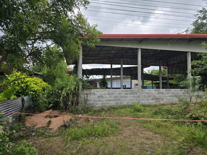 Thai officials search for hidden Cambodian rockets after border clash | News by Thaiger