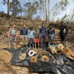 บุกตะครุบ 4 ผู้ต้องหา กลางป่าทองผาภูมิ ลักลอบร่อนแร่ทองคำ เจอแจ้ง 5 ข้อหาหนัก