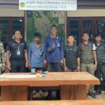 บุกตะครุบ 4 ผู้ต้องหา กลางป่าทองผาภูมิ ลักลอบร่อนแร่ทองคำ เจอแจ้ง 5 ข้อหาหนัก