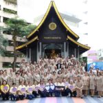 ‘ปลัดบุญสงค์’ สักการะสิ่งศักดิ์สิทธิ์ อำลาตำแหน่ง ก่อนนั่ง ผู้ตรวจฯ สำนักนายกฯ