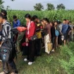 สกัดเขมร 38 ชีวิต ทะลักเข้าไทย เหตุไม่มีงานไม่มีเงิน หิวโซหนีความอดอยาก หวังตายดาบหน้าแผ่นดินไทย  