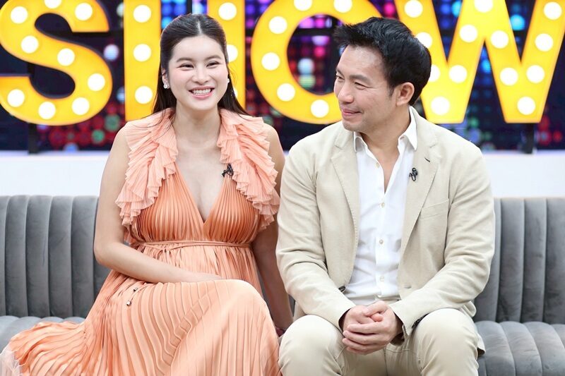 “หมอสอง” ยกเครื่องอัลตราซาวน์ ตรวจครรภ์ภรรยาก่อนนอน เผยสาเหตุทำไมไม่ทำคลอดลูกเอง