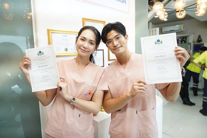 “ตูมตาม - บิ๊นท์” นำทีมนักแสดงและทีมงานเรียนทำ CPR เพื่อเข้าฉากละคร "ความลับใต้เสื้อกาวน์"
