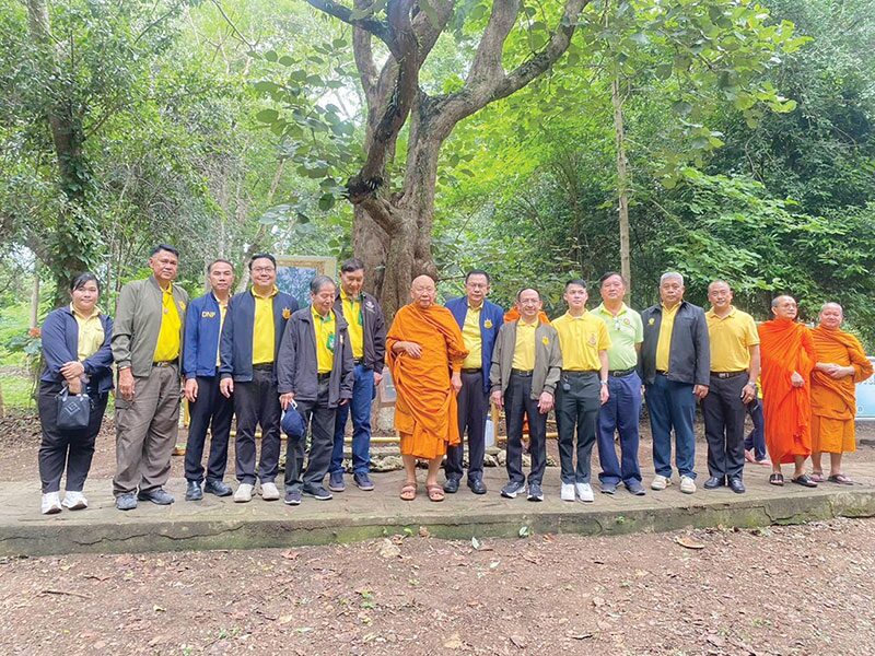 ข่าวสดพระเครื่อง - ‘สมเด็จวัดโพธิ์’ปธ.ปลูกป่า ใน‘สวนพฤกษศาสตร์พุแค’