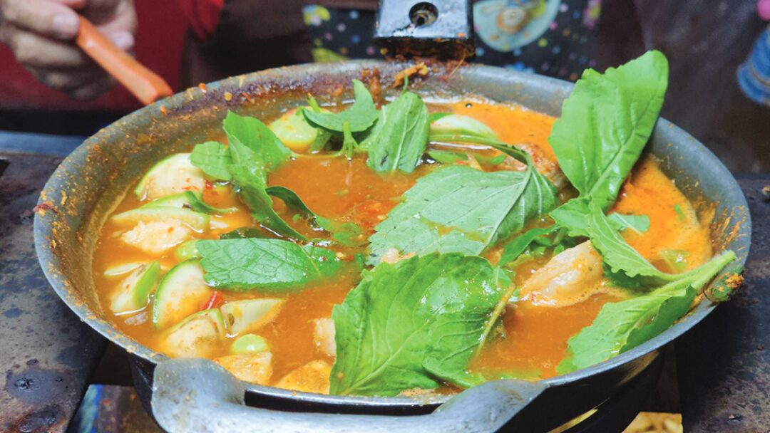 จานเด็ด 77 จังหวัด - แกงป่ากระทะร้อน