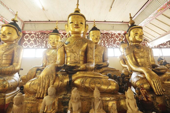 เที่ยววัดวันหยุด